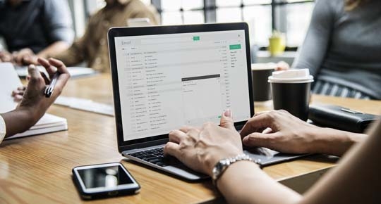 Обработка email-обращений